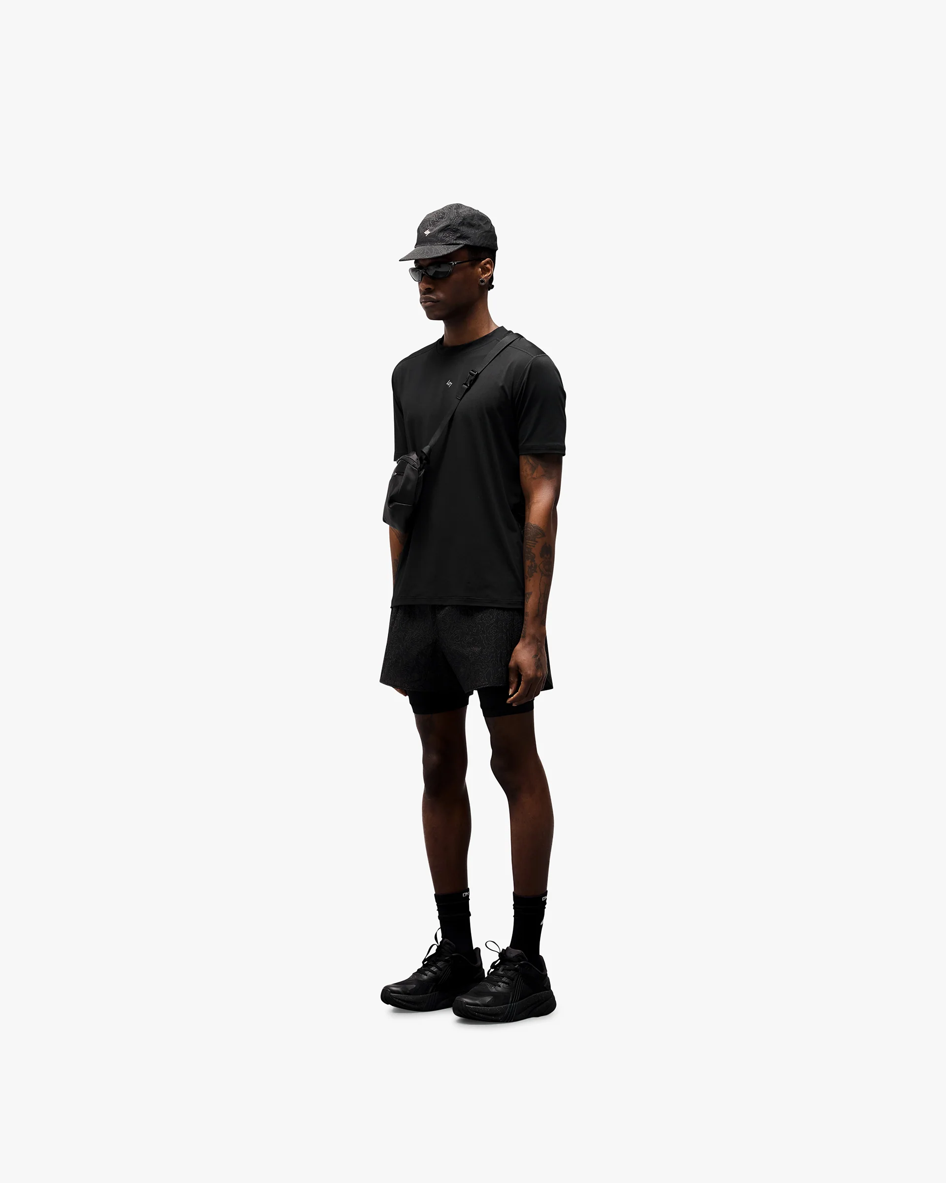 247 Contour Run T-Shirt - Black - Image 6