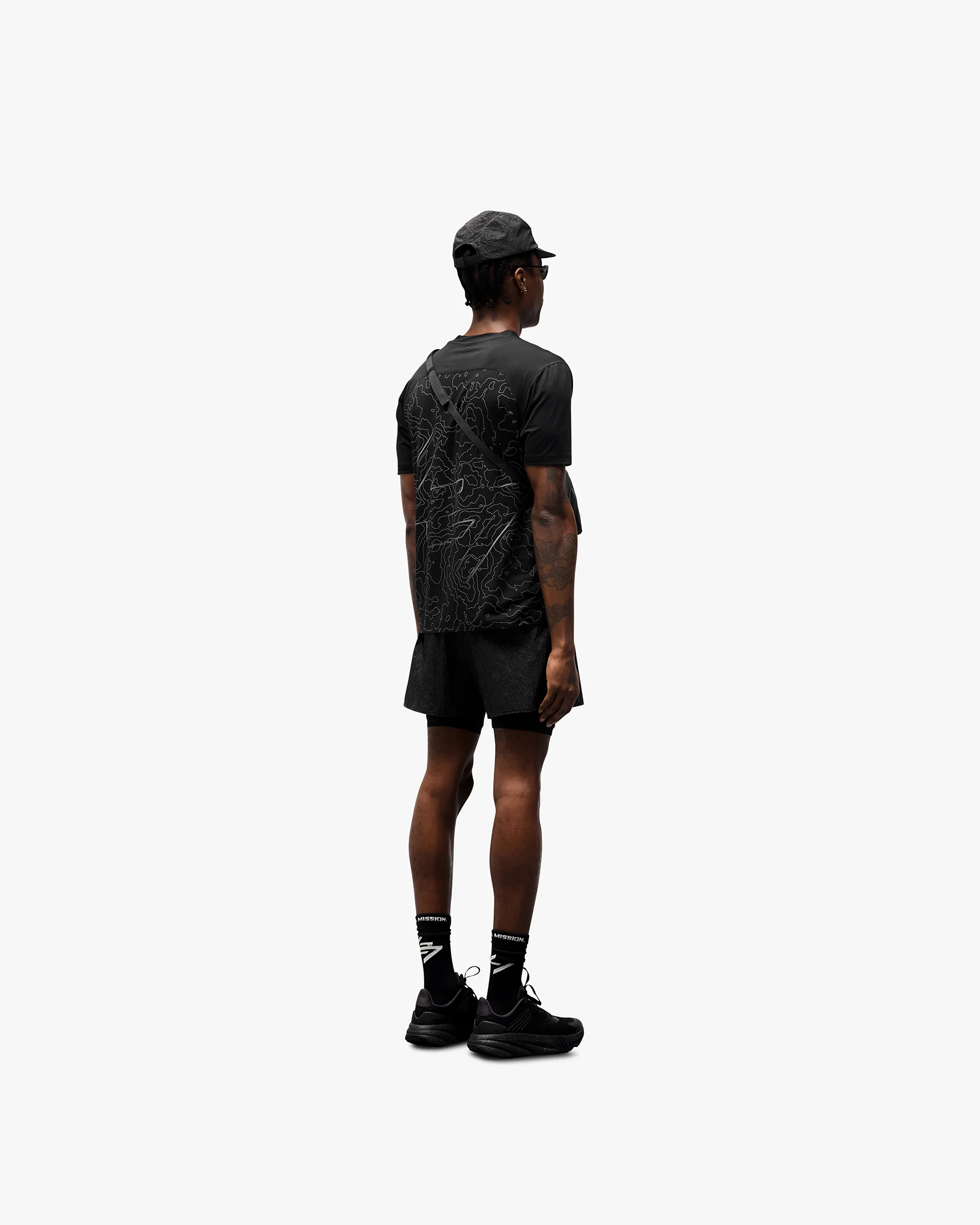 247 Contour Run T-Shirt - Black - Image 7