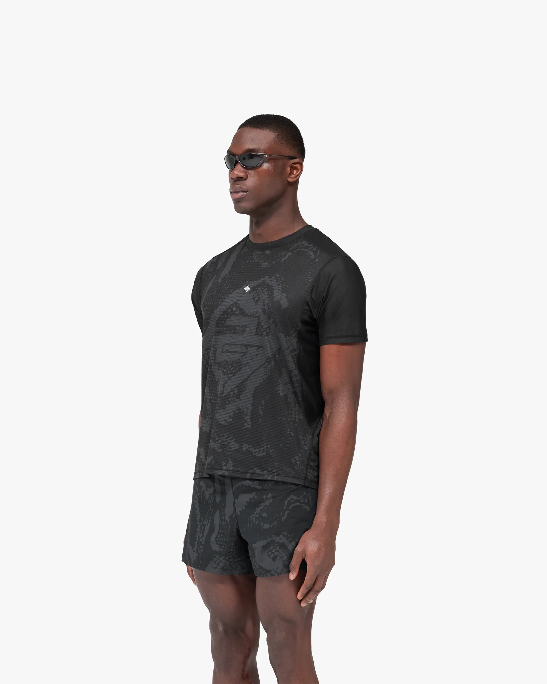 247 Manchester T-Shirt - Black - Image 2