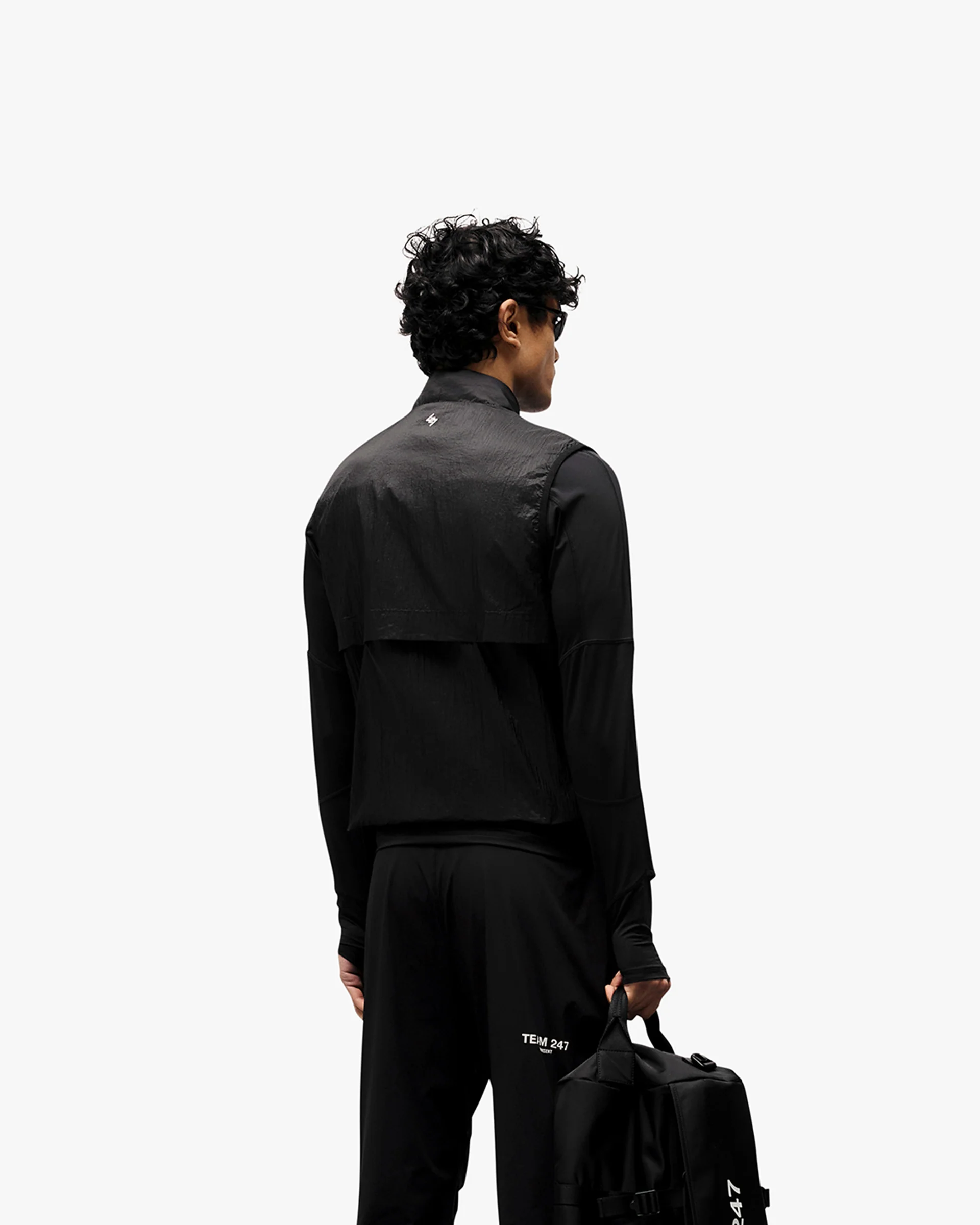 247 Run Gilet - Black - Image 4