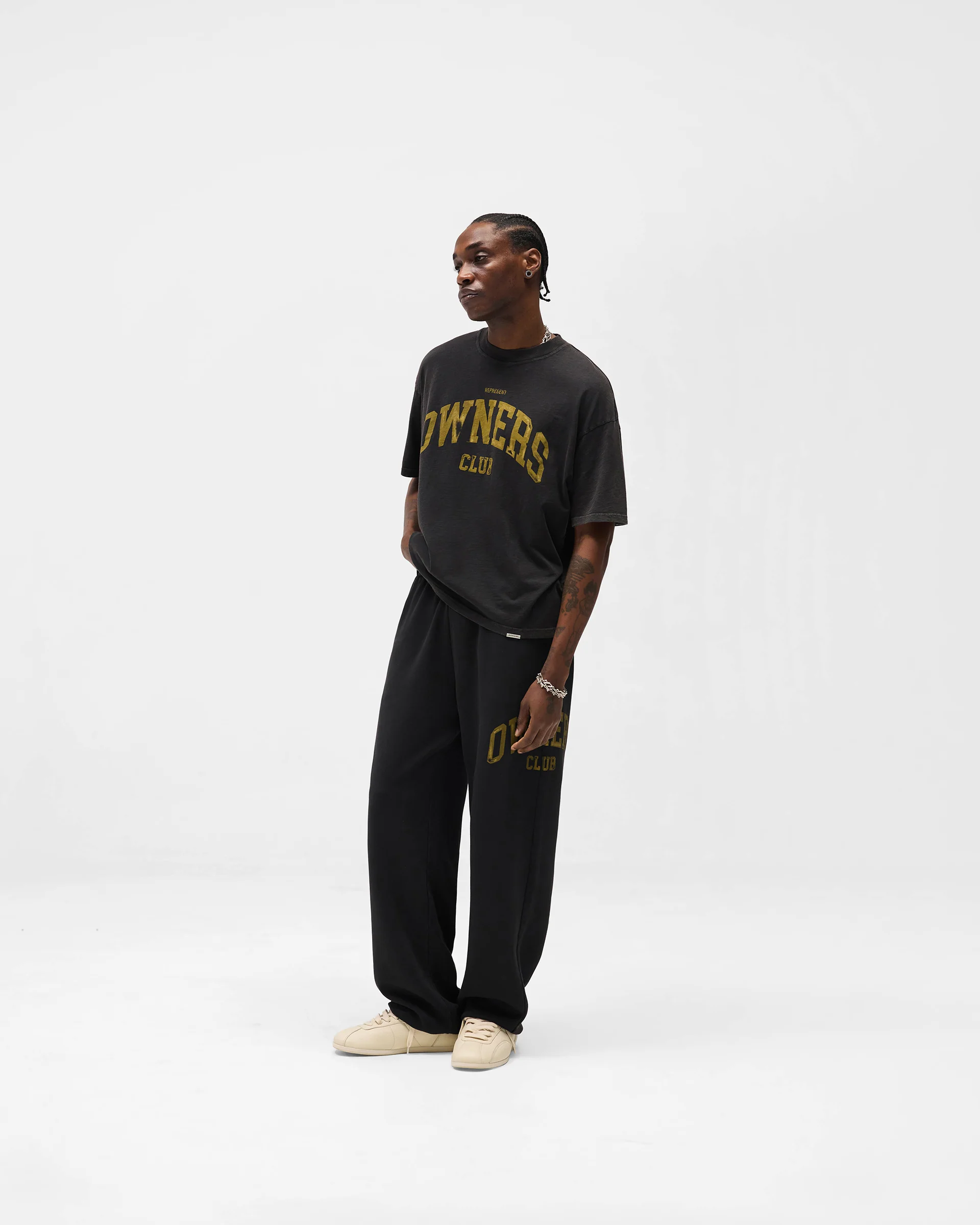 Represent Owners Club T-Shirt - Faded Black - Image 9