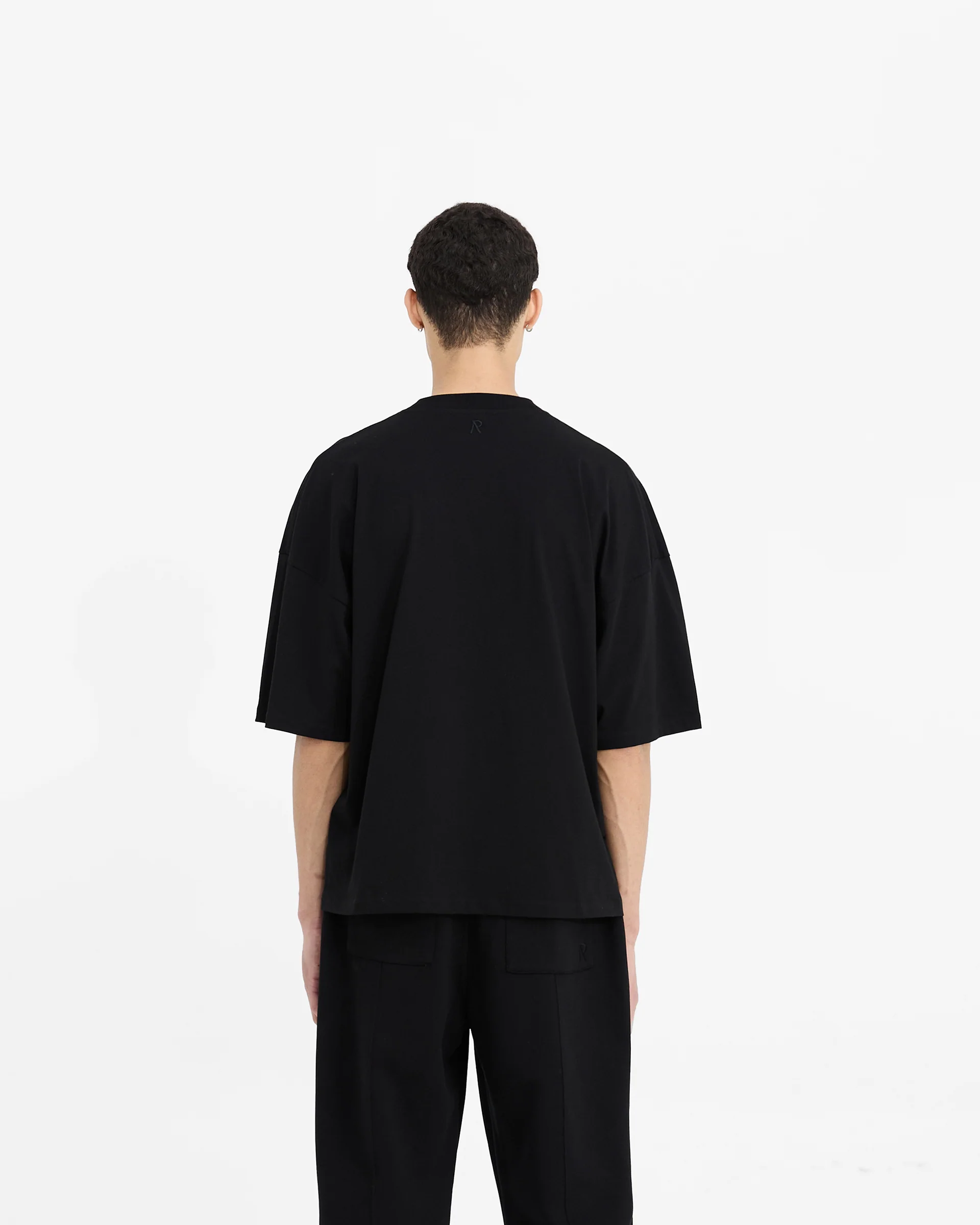 Initial Boxy T-Shirt - Black - Image 4