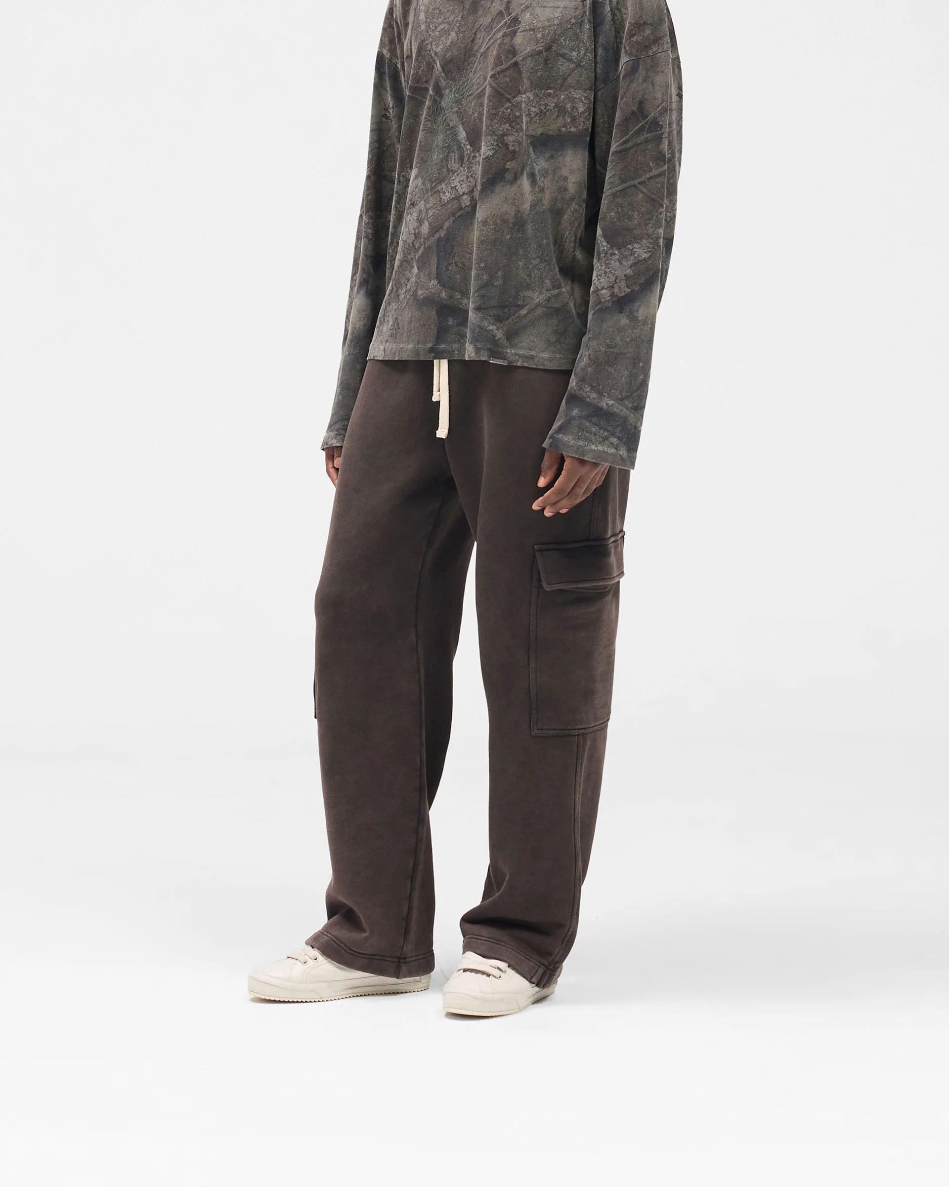 Initial Cargo Sweatpants - Coffee - Image 2