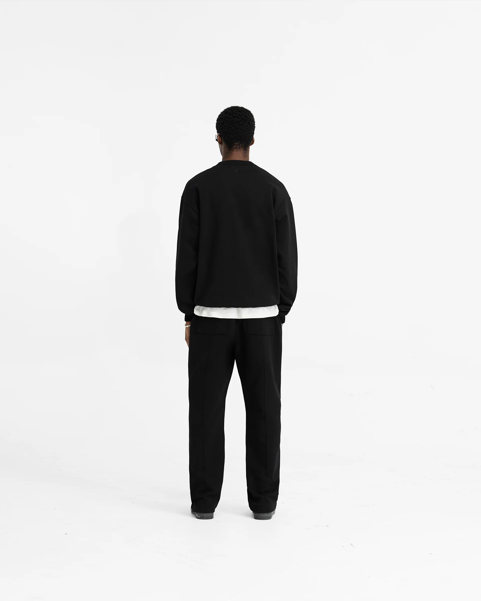 Initial Oversized Sweater - Black - Image 7