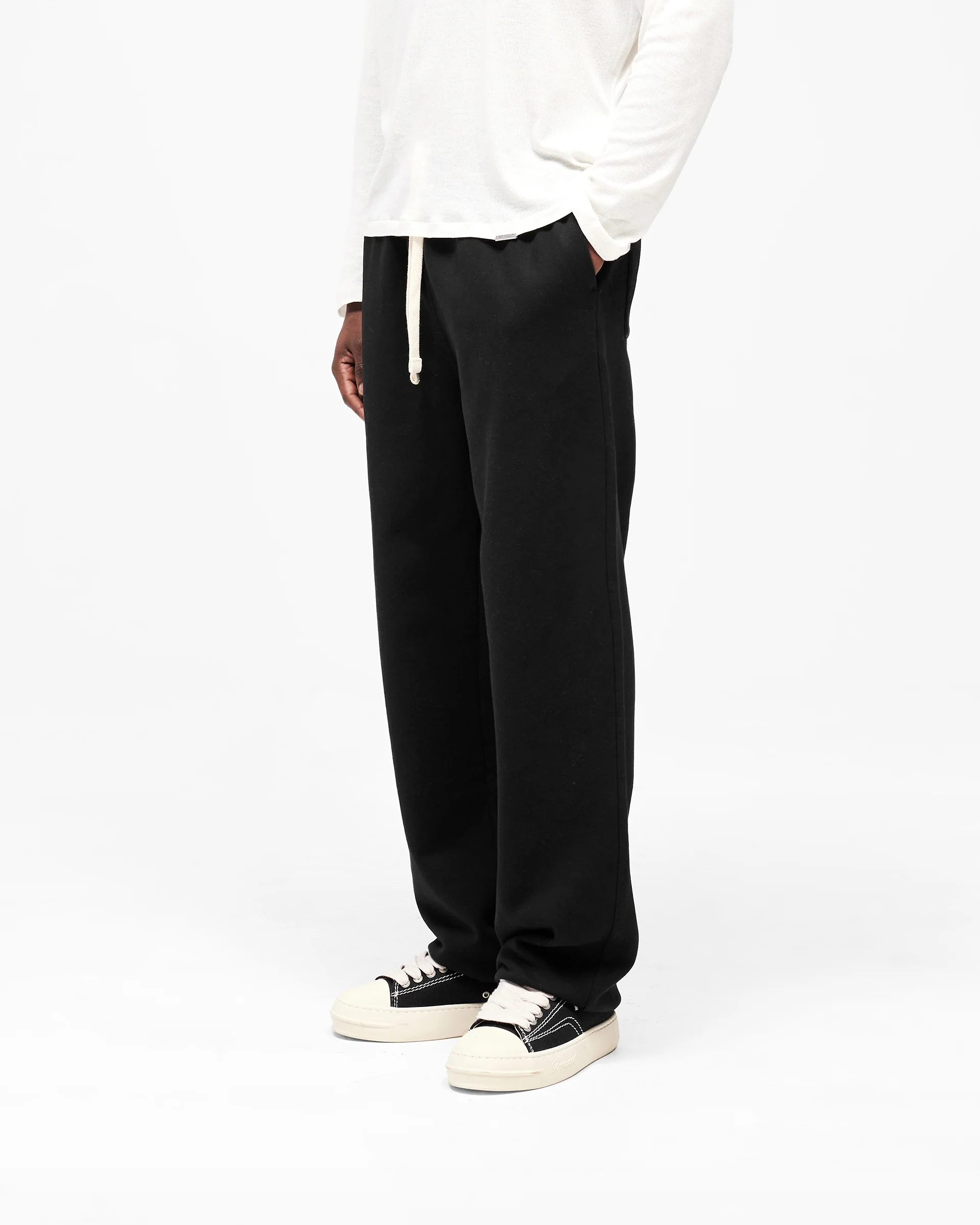 Initial Wide Leg Cuffed Sweatpant - Jet Black - Image 5
