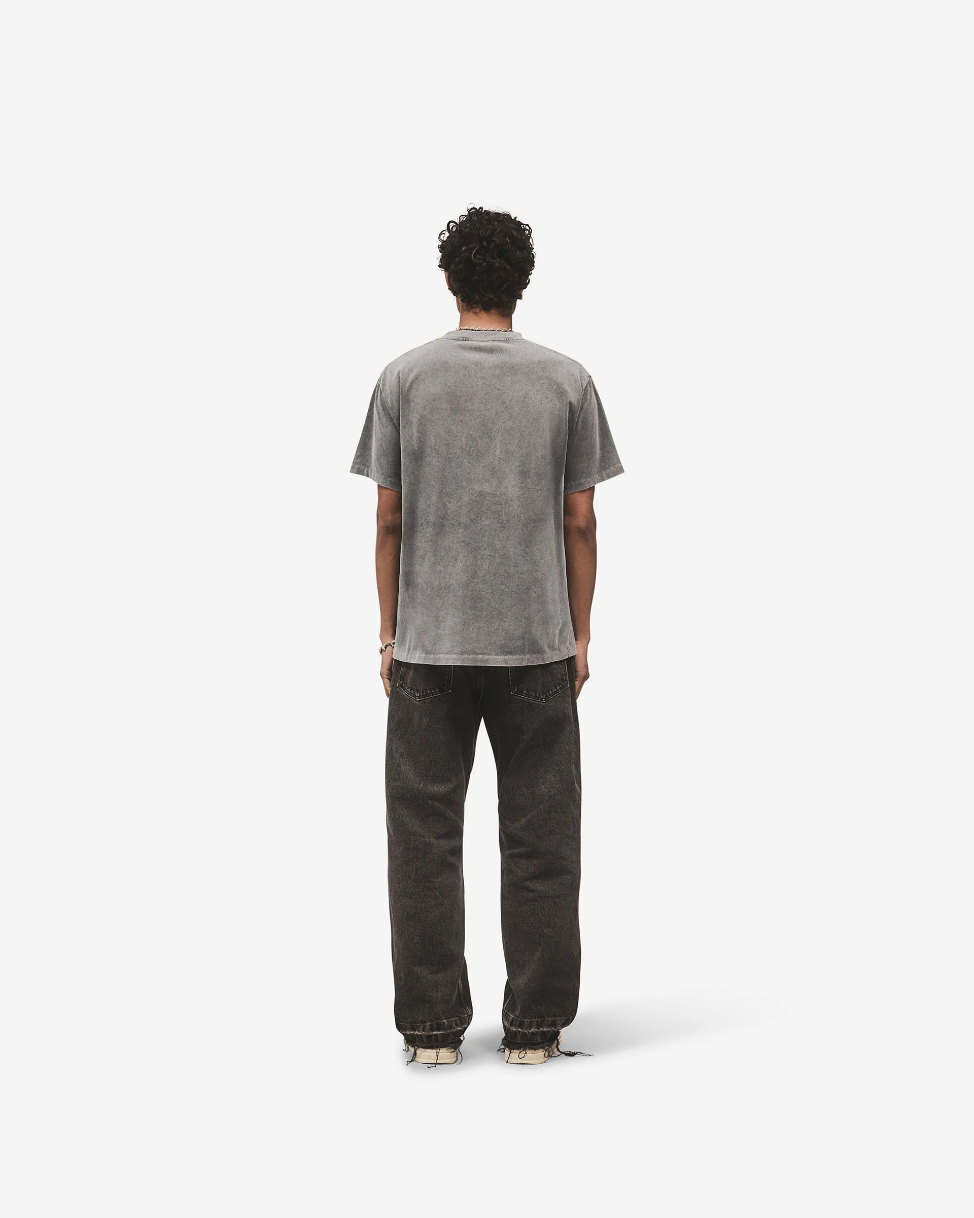 Metal Initial R T-Shirt - Vintage Grey - Image 10