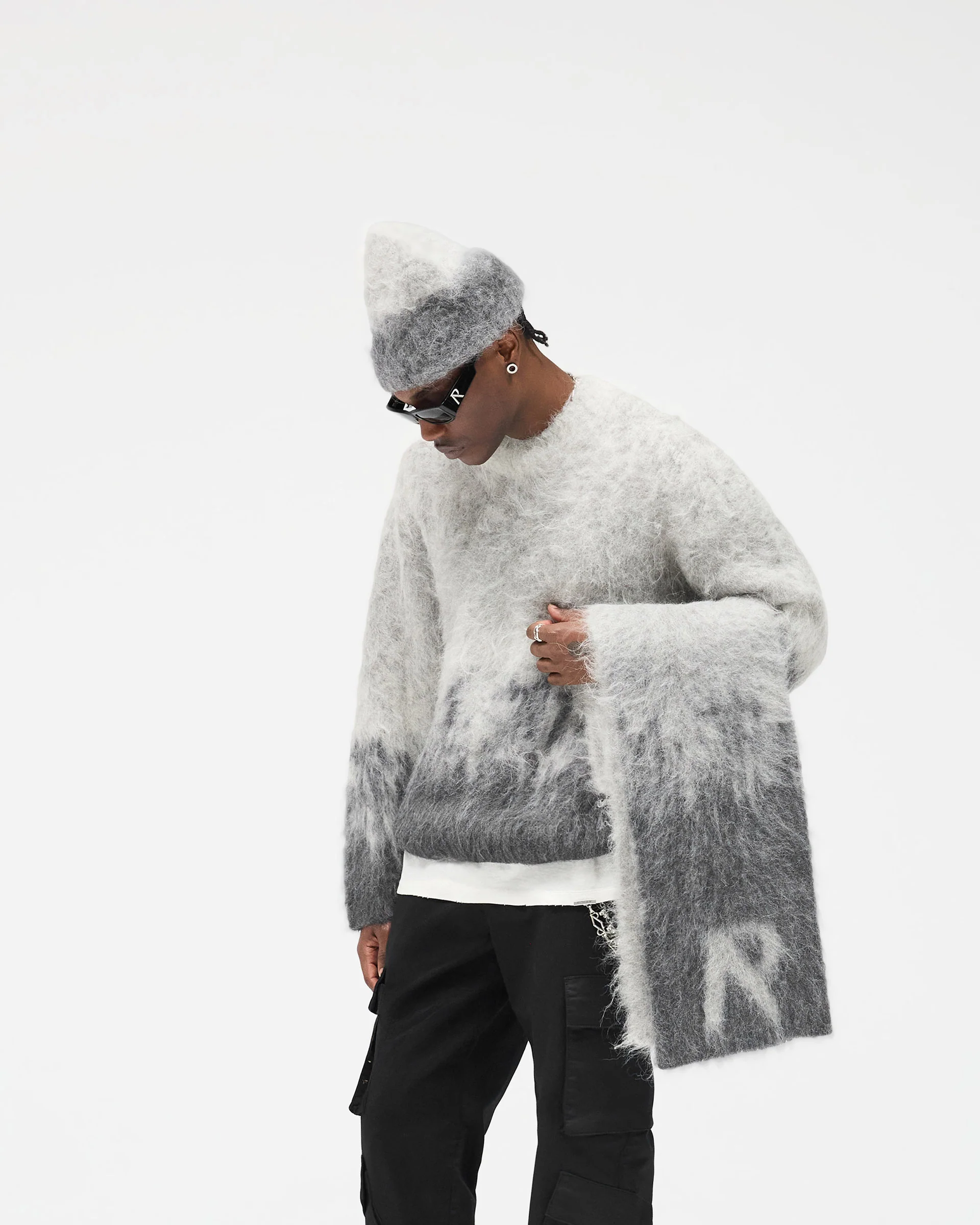 Ombre Sweater - Light Grey - Image 4