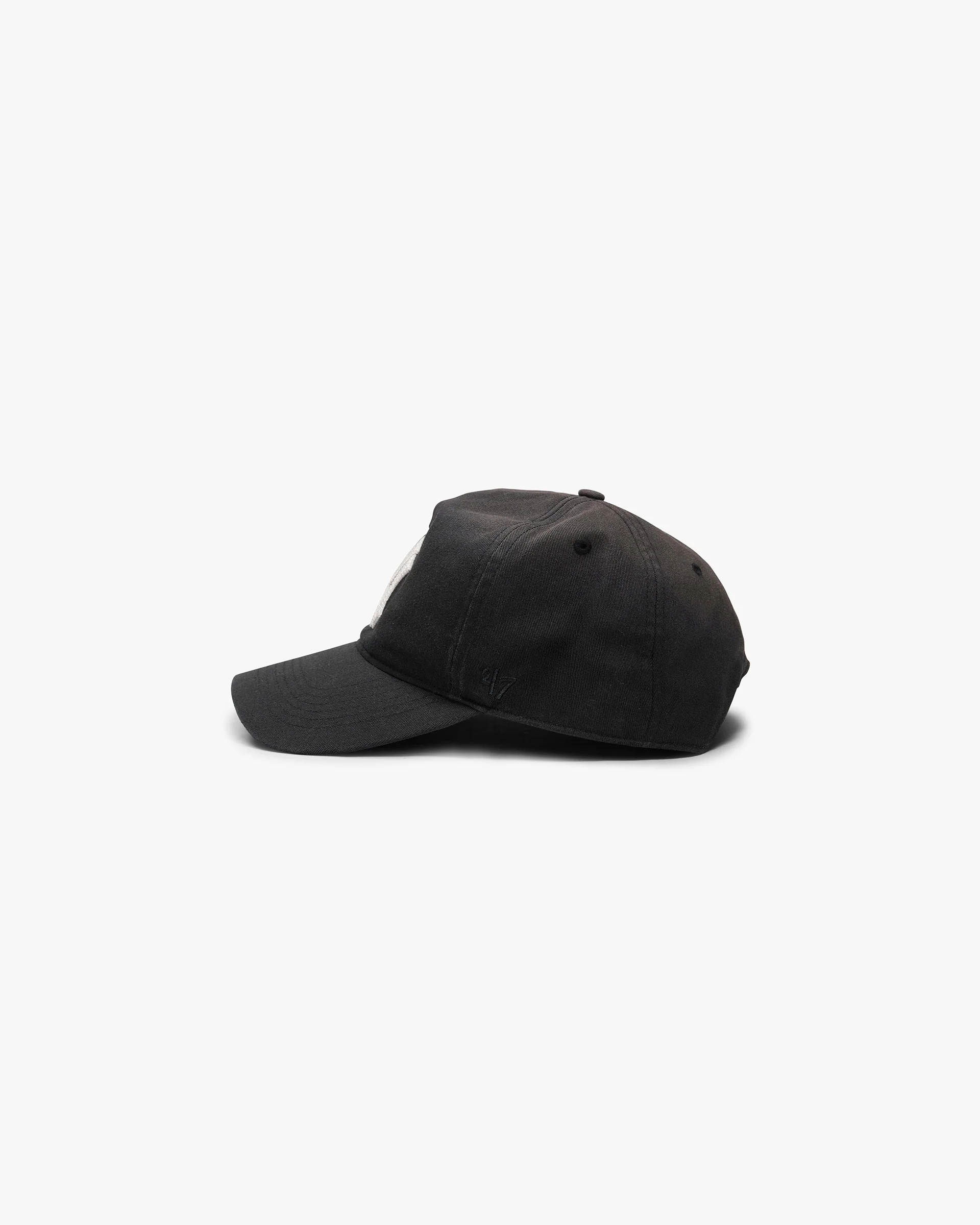Represent X 47 New York Yankees Cap - Washed Black - Image 4