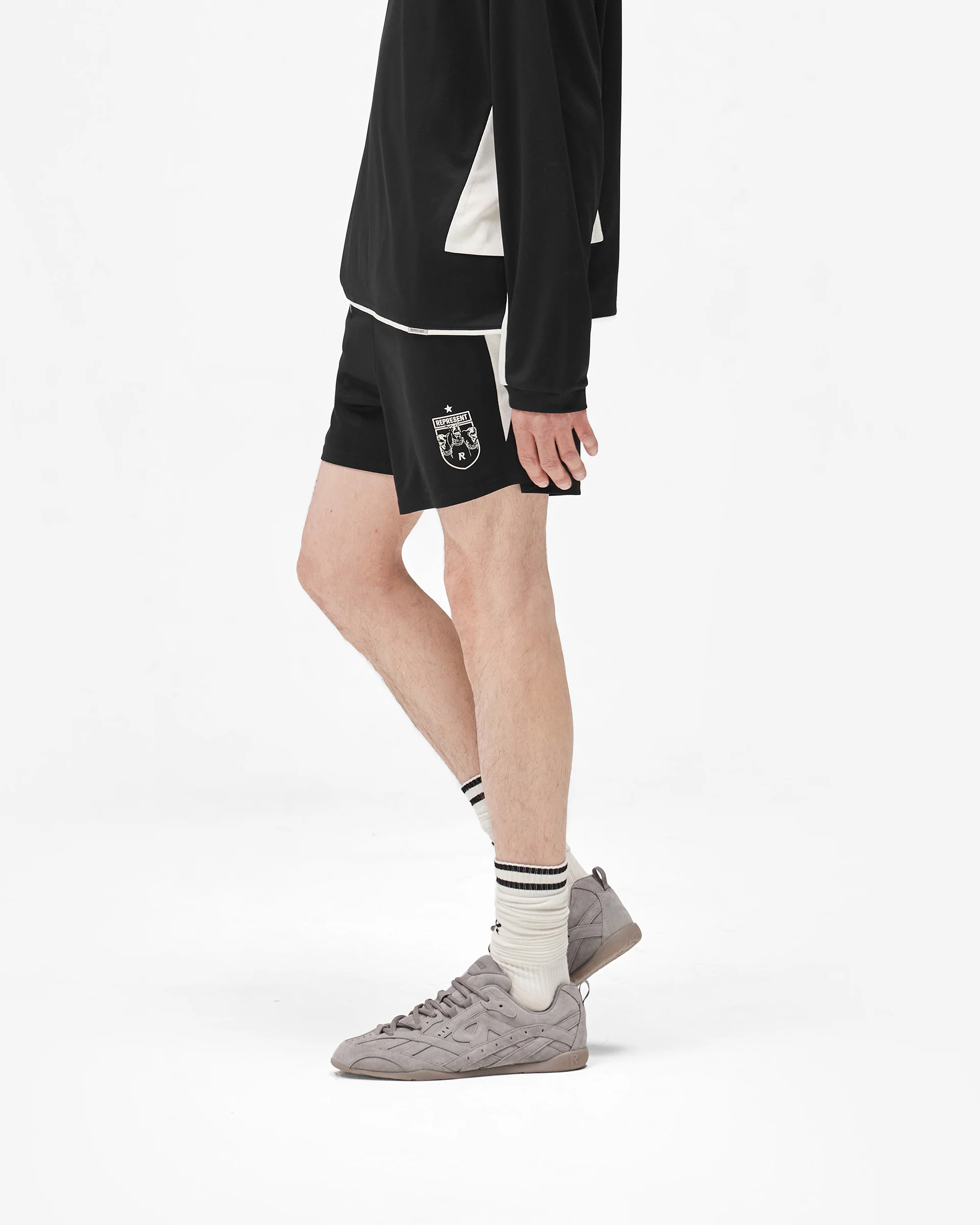 Star Shorts - Jet Black - Image 5