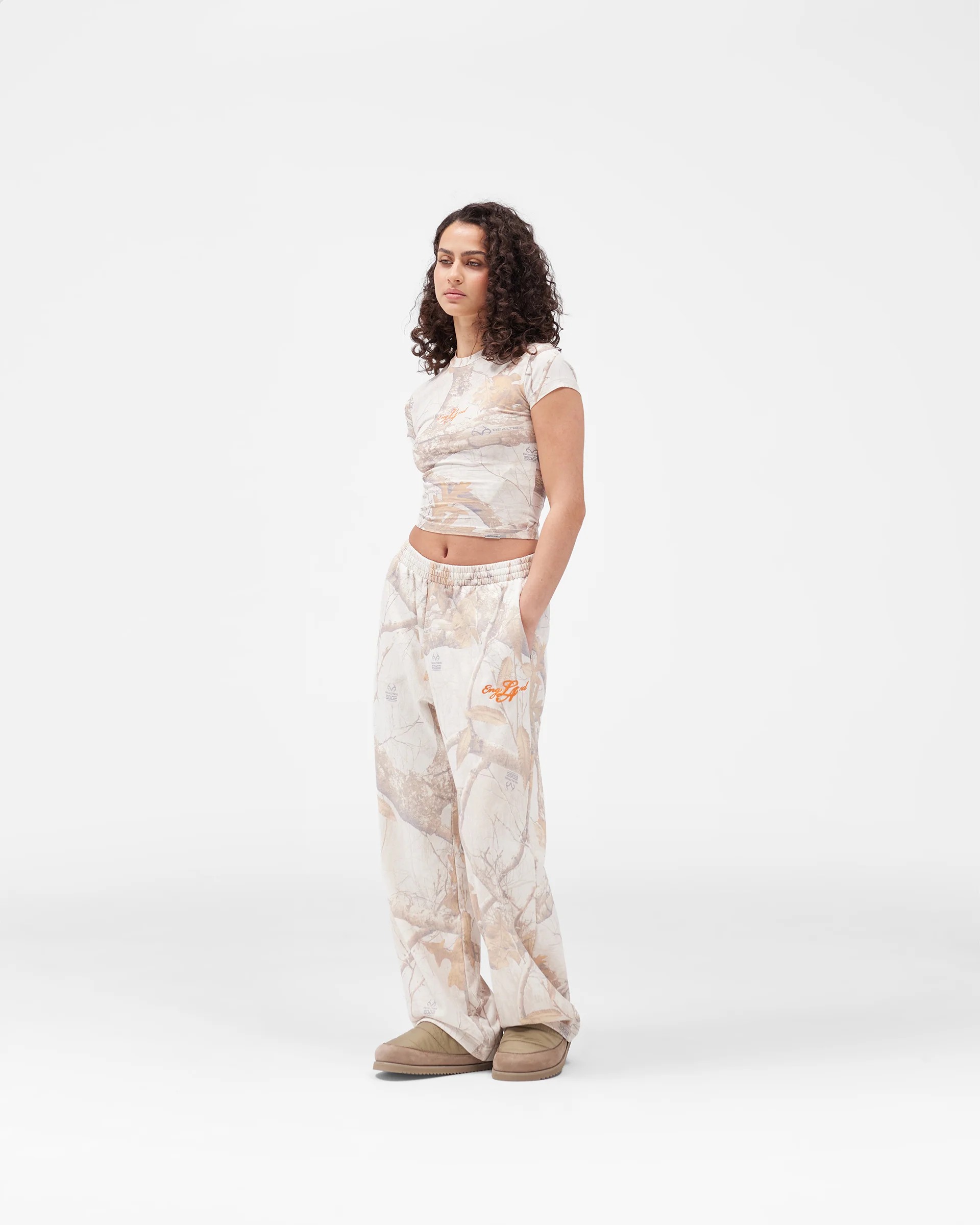 EngLAnd Sweatpant - Washed White Realtree® - Image 2