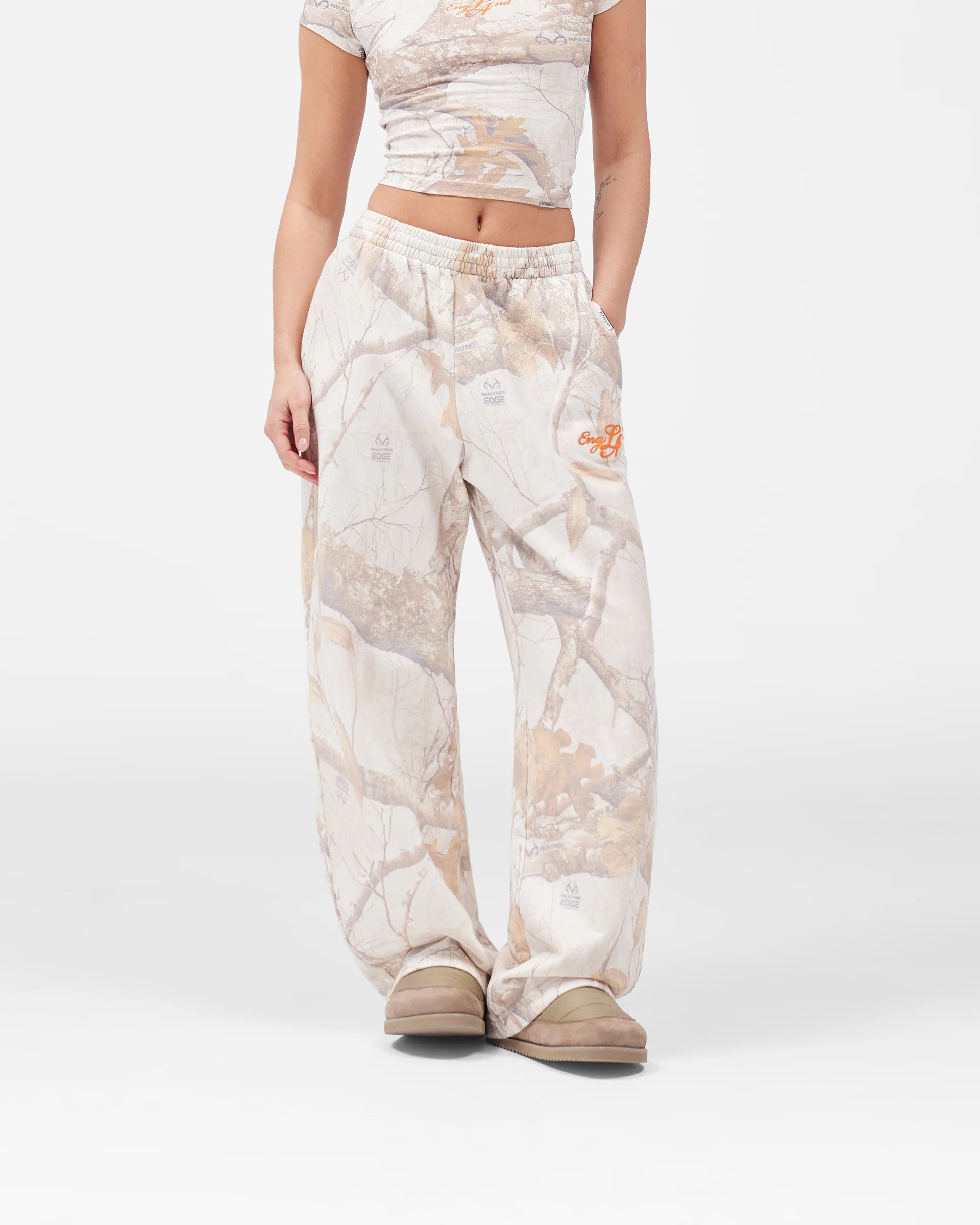 EngLAnd Sweatpant - Washed White Realtree® - Image 8